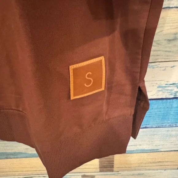 Elegant Brown Women's Sweatshirt - Picture 3 of 7